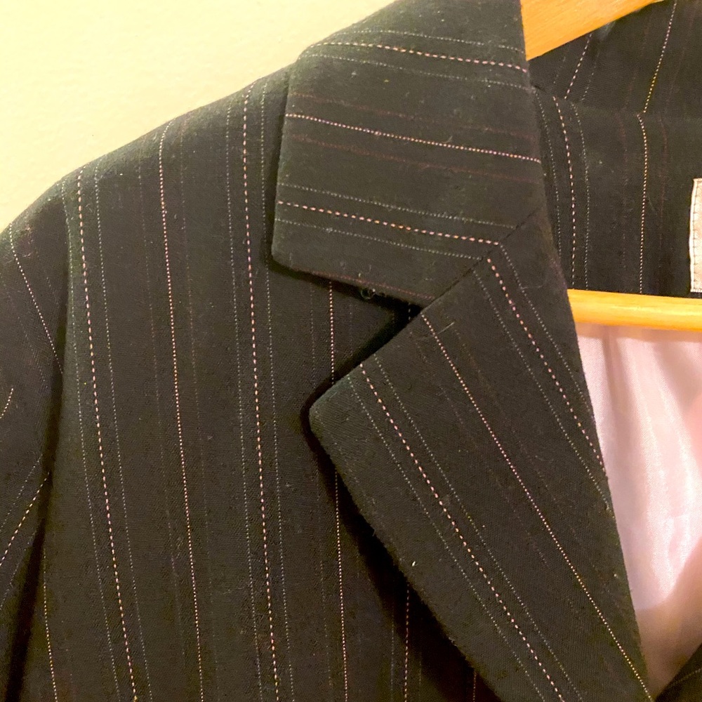 Julian Taylor 16P black pinstripe blazer